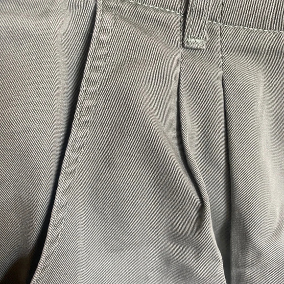 VINTAGE Dockers Green High Waist Pleated Shorts - 15” waist - Picture 5 of 5